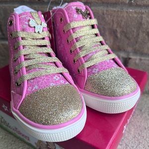 American Girl NWT girls sneakers size 8 Toddler
